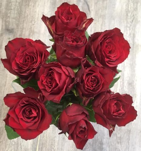 Kytice červených růží 70cm dlouhé